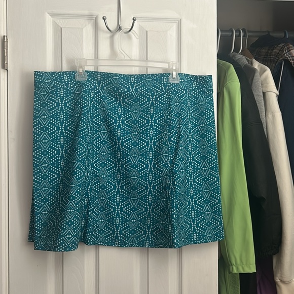 Rip Skirt Hawaii - Picture 2 of 3